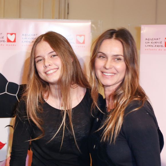 Agathe de La Fontaine et sa fille Zoé (fille d'Emmanuel Petit) - Gala du Coeur donné au profit de l'association Mécénat Chirurgie Cardiaque, avec un récital du pianiste Miroslav Kultyshev à la Salle Gaveau à Paris le 30 janvier 2017. © Philippe Doignon/Bestimage
