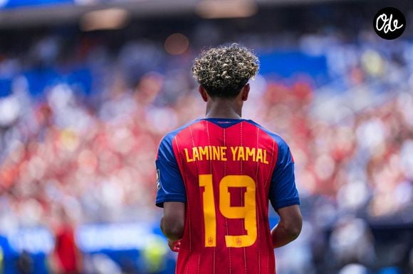 L'Espagnol Lamine Yamal fait un geste lors du quart de finale de la Coupe du Monde de la FIFA 2026 opposant l'Espagne à la Belgique au Los Angeles Stadium, à Inglewood, le 10 juillet 2026. SPP / PsnewZ / Bestimage