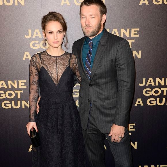 Natalie Portman (robe et pochette Dior) et Joel Edgerton - Avant première du film "Jane got a gun" au cinéma UGC Normandie à Paris le 24 janvier 2016. © COADIC GUIREC / BESTIMAGE