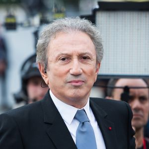Michel Drucker lors du 139ème défilé militaire du 14 juillet sur les Champs-Elysées, jour de la Fête Nationale. Paris, le 14 juillet 2019. © Raphael Lafargue/Pool/Bestimage