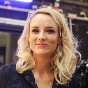 Elodie Gossuin est stressée par les examens de ses enfants.

Exclusif -Elodie Gossuin à l'enregistrement de l'émission "Tout le monde chante contre le cancer" au Palais des Sports à Paris

Photo. : M.Ausset Lacroix-D.Guignebourg / Bestimage