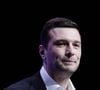 Le leader politique a confié qu'il lui était devenu impossible de se cacher. "Nous avons décidé d'assumer", a-t-il déclaré, avant de conclure en se disant "très heureux".

Jordan Bardella lors d'un meeting à Châlons-en-Champagne entre les deux tours des élections municipales le 18 mars 2026.

© Baptiste Autissier / PsnewZ / Bestimage