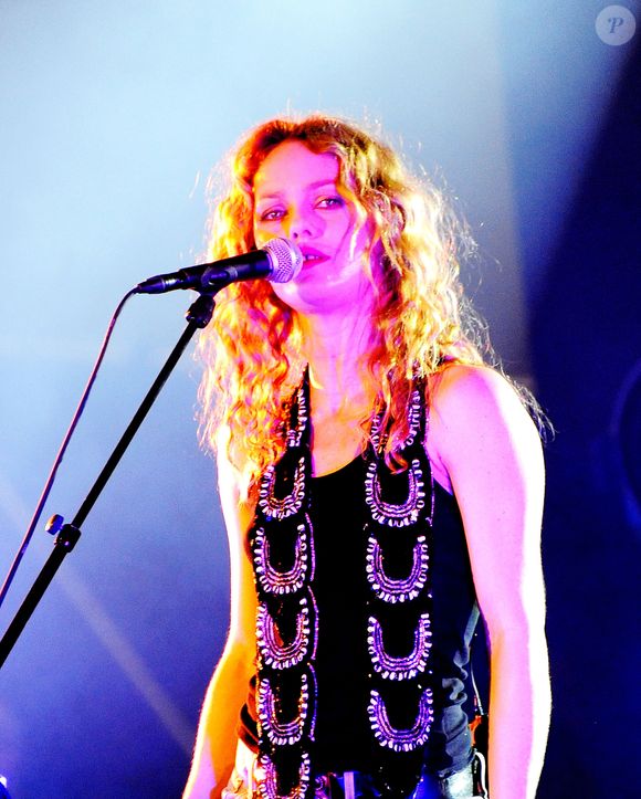 Archives - Vanessa Paradis en concert lors des Solidays 2010 à Paris, France, le 26 juin 2010. © JLPPA/Bestimage
