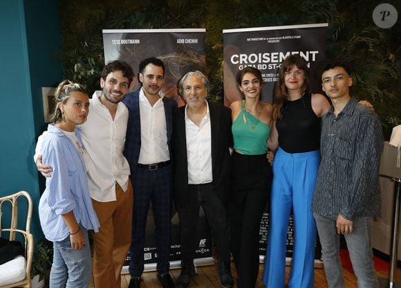 Liv Del Estal, Adib Cheikhi, Adel Djemai, Jacques Ouaniche, Tess Boutmann, Fannie Colette, Adam Amara, Guest à l'avant-première de la série "Croisement Gaza - Boulevard St Germain" au cinéma Majestic Passy à Paris le 19 juin 2023. 

© Marc Ausset-Lacroix / Bestimage