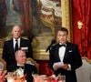 Une parure héritée de sa grand-mère paternelle Charlotte qu'elle aurait commencé à dévoiler lors d'événements officiels après la mort de Grace Kelly en 1982
La princesse Charlène de Monaco, Le prince Albert II de Monaco, Le président Emmanuel Macron, La princesse Caroline de Hanovre lors du dîner d'état au palais princier dans le cadre de la visite d'État de deux jours du couple présidentiel français à Monaco avant l'Unoc3 le 7 juin 2025.
© Ludovic Marin / Pool / Bestimage