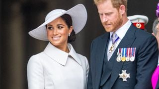 Quatre ans après leur dernière rencontre, le roi Charles III a reçu le prince Harry, Meghan Markle et leurs deux enfants