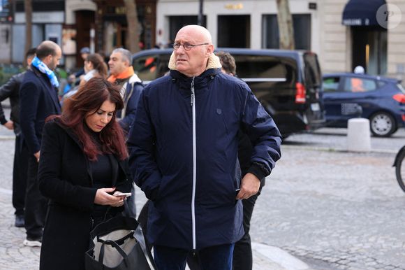 Bernard Laporte arrive à la cérémonie d'enterrement de Rolland Courbis à l'église de la Madeleine à Paris, France, le 14 janvier 2026. Rolland Courbis, ancien footballeur français, entraîneur et commentateur médiatique au franc-parler, est décédé à l'âge de 72 ans. Photo par Jerome Domine/ABACAPRESS.COM