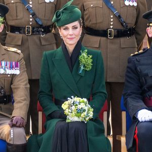 Kate Middleton assiste au défilé de la Saint-Patrick des Irish Guards à la caserne de Mons, Aldershot.
Backgrid UK/ Bestimage