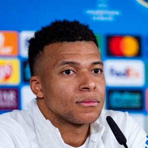 Kylian Mbappé du Real Madrid s'exprime lors de la conférence de presse avant le match de l'UEFA Champions League 2024/25 contre l'AS Monaco à Ciudad Real Madrid le 19 janvier 2026 à Madrid, Espagne. © Alberto Gardin/ZUMA Press Wire/Bestimage