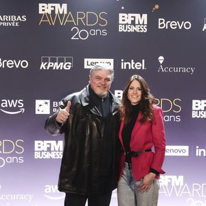 Les tourtereaux ne manquent pas de projets professionnels ensemble, ils ont d'ailleurs écrit un livre de recettes publié chez Flammarion...

David Douillet et sa femme Vanessa, au photocall de la cérémonie des BFM awards au Grand Palais à Paris le 13 janvier 2025. Crédit Jack Tribeca / Bestimage