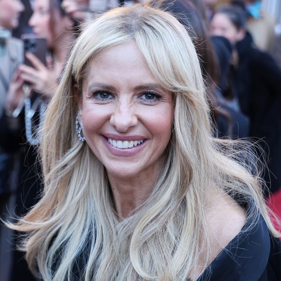 Sarah Michelle Gellar - Arrivées à la première du film 'Weeding Nightmare 2' au Pathé Palace à Paris le 25 Mars 2026. © Denis Guignebourg/Bestimage