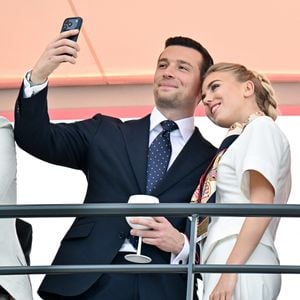 Mercredi 26 août 2026, Maria Carolina de Bourbon des Deux-Siciles et Jordan Bardella ont publié leur premier selfie ensemble sur Instagram

Jordan Bardella avec sa compagne la princesse Maria Carolina de Bourbon-Deux-Siciles en tribunes assistent au Formula 1 Louis Vuitton Grand Prix de Monaco 2026 le 7 juin 2026 à Monte-Carlo, Monaco. © Bruno Bebert/Bestimage
