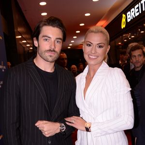 Katrina Patchett et son mari Valentin d'Hoore lors de la soirée de réouverture de la boutique "Breitling", située rue de la Paix. Paris, le 3 octobre 2019.
© Rachid Bellak/Bestimage