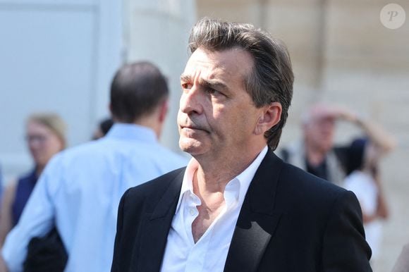 Mais aussi Yannick Alléno.

Yannick Alléno - Arrivées aux obsèques de Philippe Labro en l'église de Saint-Germain-des-Prés à Paris le 13 juin 2025. © Dominique Jacovides - Christophe Clovis / Bestimage