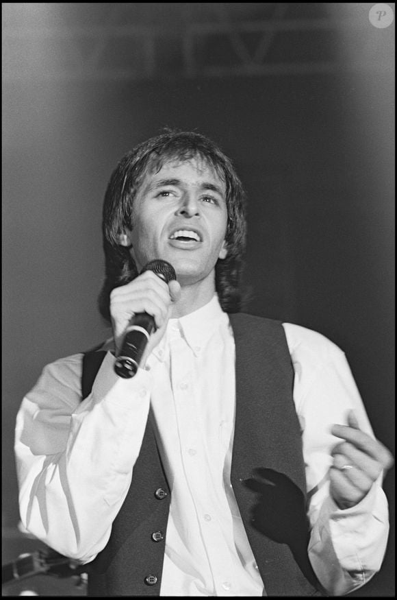 Archives - Jean-Jacques Goldman sur scène en 1985.

Photo : Bowen / Bestimage