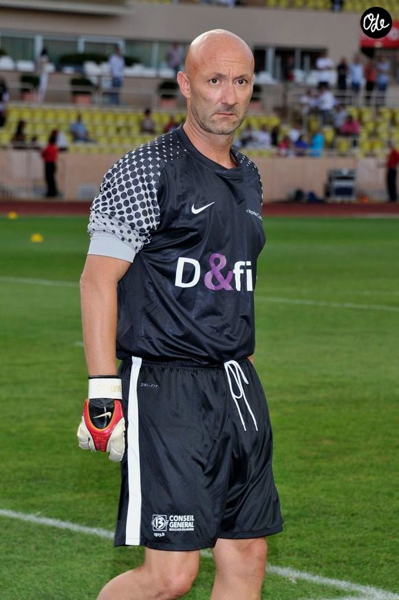 En juin 2026, sur Instagram, Aldo Barthez il se montrait reconnaissant à l'égard de son célèbre papa, venu sur place l'encourager : "Beaucoup appris et content d’avoir fini sous plus de 30 °C. Merci à mon père d’avoir était présent" écrivait le jeune homme.

Fabien Barthez lors du match de football e bienfaisance entre anciennes stars de l'OM et de Manchester United, à Monaco en 2011.

JUNIOR / BESTIMAGE