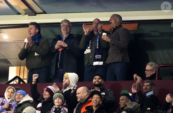 Eclats de rire, applaudissements, cris de joie... Le futur toi et ses copains ont eu du mal à contenir leur joie 
Le Prince de Galles dans les tribunes lors du match retour des huitièmes de finale de l'UEFA Champions League à Villa Park, Birmingham. Mercredi 12 mars 2025. ... Aston Villa - Club Brugge - UEFA Champions League - Huitièmes de finale - Match retour - Villa Park Birmingham Nick Potts/PA Wire.