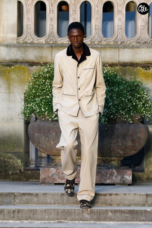 Défilé de mode Dior Homme Prêt à Porter Collection Homme Printemps/Été 2027 lors de la Fashion Week de Paris, France, le 24 juin 2026. © Bestimage