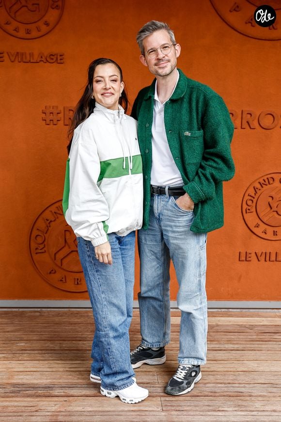 Camille Lellouche et Quentin Amiot au photocall du village lors des Internationaux de France de Tennis de Roland Garros 2026, à Paris, France, le 4 juin 2026. © Jacovides-Moreau/Bestimage