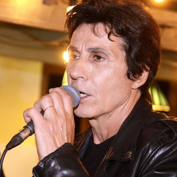 Jean-Luc Lahaye lors de la soirée Hommage à Johnny Hallyday de Willy et Emily Marceau au restaurant " La Bonne Franquette " au quartier de Montmartre à Paris, France, le 28 juin 2025. © Cédric Perrin/Bestimage