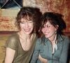 Trois ans après la disparition de Jane Birkin, Lou Doillon a tenu à lui rendre un hommage empreint d'émotion. 

Archives : Jane Birkin et Lou Doillon chez Régine @COADIC GUIREC / BESTIMAGE