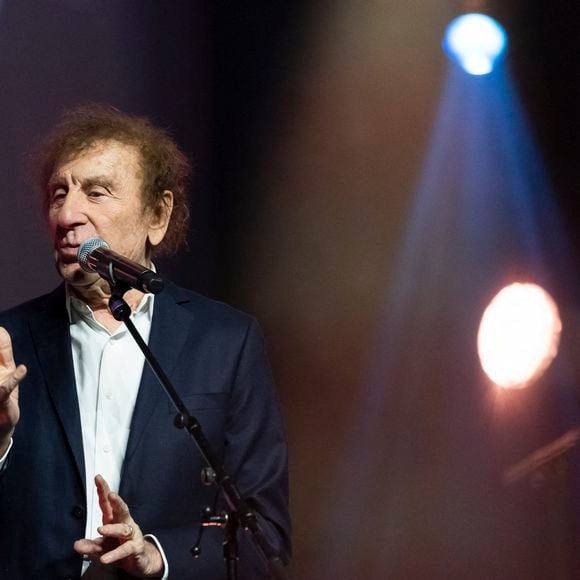 Alain Souchon - Scène du Gala de la Fondation Recherche Alzheimer placée sous le signe de l'émotion et du partage avec un concert unique sur le thème "2 générations chantent pour la 3ème" à l'Olympia à Paris le 17 mars 2025. © Olivier Borde - Bertrand Rindoff/Bestimage