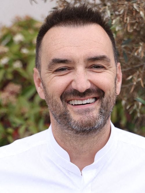 Il vient tout juste de concrétiser un rêve mais Cyril Lignac a déjà un nouveau projet : cette nouvelle adresse qu’il va ouvrir à Paris dans quelques semaines