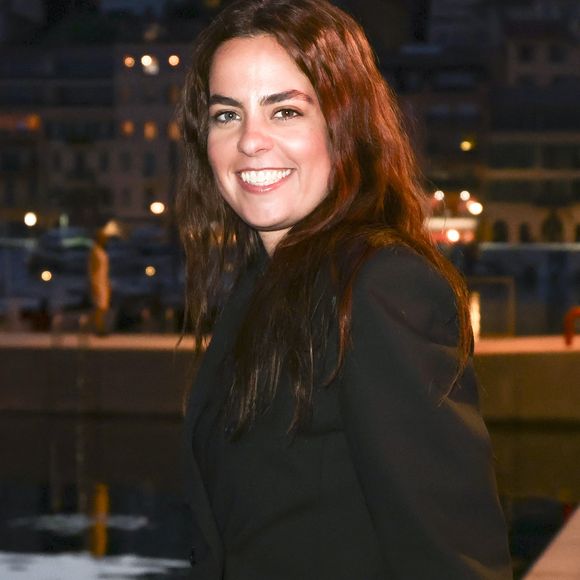 Ils évoluent sur un parcours de golf, entre élégance et performance.

Exclusif - Anouchka Delon pose en backstage de l'émission "C à vous" lors du 78ème Festival International du Film de Cannes le 15 mai  2025. 

© Jack Tribeca / Bestimage