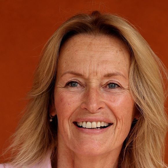 Estelle Lefébure au photocall du village lors des Internationaux de France de Tennis de Roland Garros 2026, à Paris, France, le 29 mai 2026. © Dominique Jacovides/Bestimage