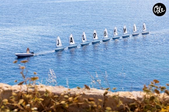 Le mannequinat semble devenir une véritable affaire de famille chez les Casta-Accorsi.

Illustration - Photocall du défilé "Le Bonheur" By Jacquemus au phare de la Pietra à l'Ile Rousse en Corse le 29 juin 2026. © Luis Sanchez / Crystal / Bestimage