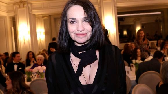 "Pas de thune, pas d'appart'" : A 61 ans, Béatrice Dalle se retrouve sans rien, elle explique comment elle tient