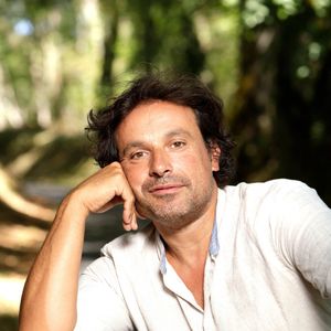 Bruno Salomone est décédé dimanche à 55 ans, des suites d'une maladie.

Bruno Salomone pose lors d'une séance de portrait à Paris, France. Photo par VIM/ABACAPRESS.COM