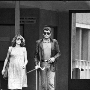 Archives - Nathalie Baye et Johnny Hallyday dans la rue. ASLAN / BESTIMAGE