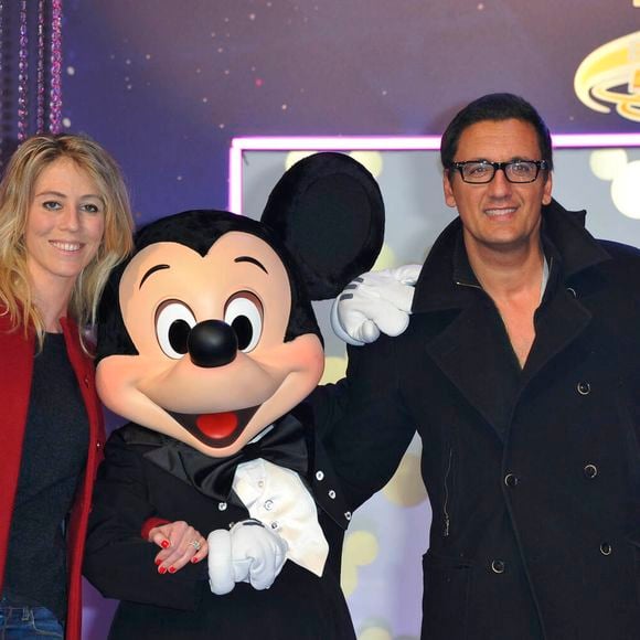 Dany Brillant avec sa femme Nathalie et leur fils - Prolongation du 20eme anniversaire de Disneyland Paris, le 23 mars 2013.