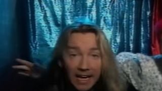Cette icône des années 90 nous a quittés : le chanteur de ce tube légendaire tire sa révérence à seulement 61 ans