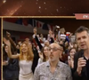 "Si je vous dis Radio France, vous êtes tombée dans les pommes, les pompiers ont dû intervenir... C'était un souvenir de vos débuts", a-t-il révélé.

Ebony lors de la finale de la "Star Academy" sur TF1
