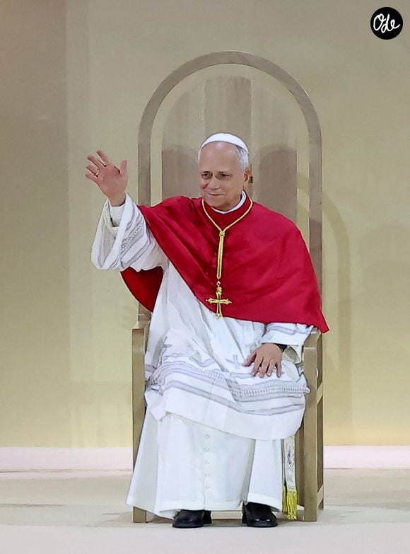 Le pape Léon XIV au Stade de France, à Saint-Denis, en périphérie de Paris, le 25 septembre 2026, pour présider une veillée de prière avec des jeunes de 17 à 35 ans, dans le cadre de sa visite de quatre jours en France.
© Jacovides-Moreau/Bestimage
