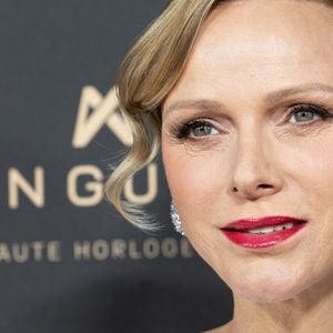 La princesse Charlène de Monaco au photocall de la 69ème cérémonie du Ballon D'Or 2025 au théâtre du Châtelet à Paris, France, le 22 septembre 2025. © Cyril Moreau/Bestimage