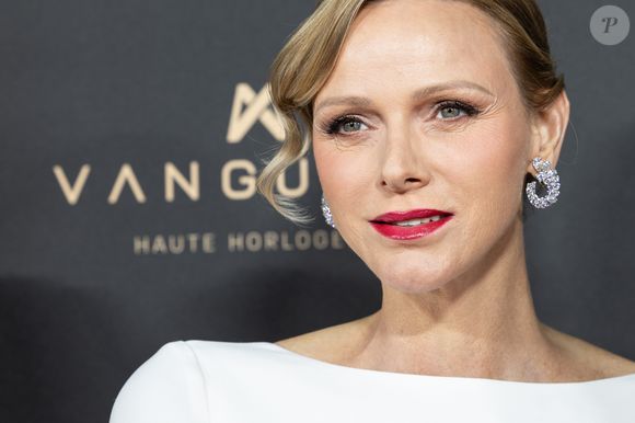 La princesse Charlène de Monaco au photocall de la 69ème cérémonie du Ballon D'Or 2025 au théâtre du Châtelet à Paris, France, le 22 septembre 2025. © Cyril Moreau/Bestimage