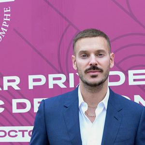 M. Pokora au prix Qatar Arc de Triomphe à l'Hippodrome de Longchamp le 6 octobre 2024. Rachid Bellak / Bestimage