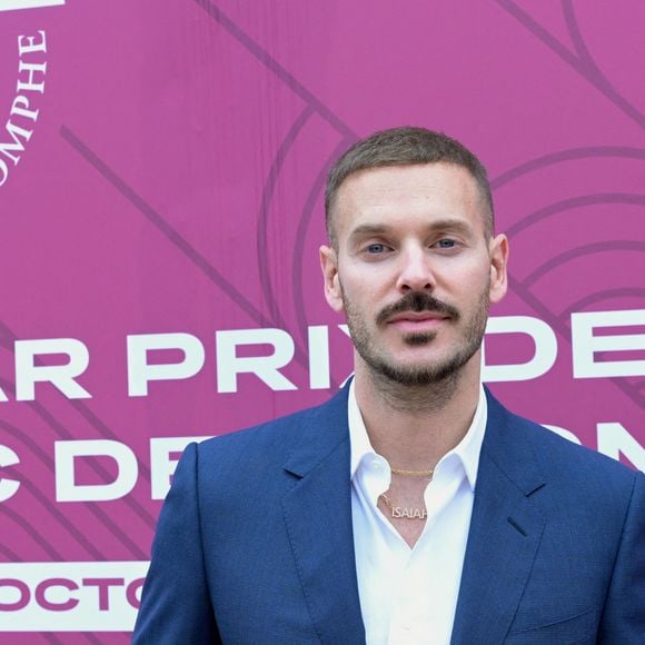 M. Pokora au prix Qatar Arc de Triomphe à l'Hippodrome de Longchamp le 6 octobre 2024. Rachid Bellak / Bestimage