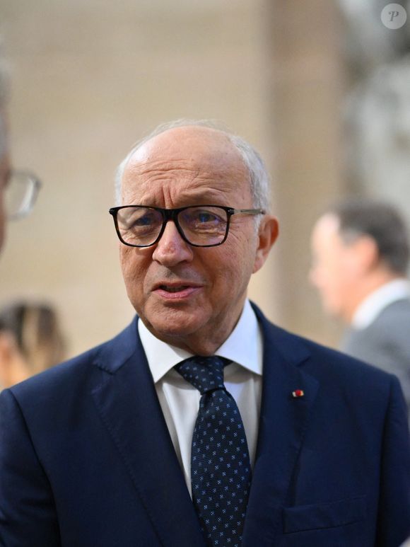 Laurent Fabius lors de la cérémonie d'intronisation de Robert Badinter, ancien ministre de la Justice, au Panthéon à Paris, France, le 9 octobre 2025. Photo par Eliot Blondet/ABACAPRESS.COM