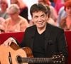 Jean-Félix, notamment nommé aux Victoires de la Musique pour la musique du film Le Passage, a aussi travaillé sur de nombreux projets musicaux et cinématographiques.

Exclusif - Jean-Felix Lalanne - Enregistrement de l'émission Vivement dimanche, diffusée sur France 3 le 17 novembre 2024. © Guillaume Gaffiot / Bestimage