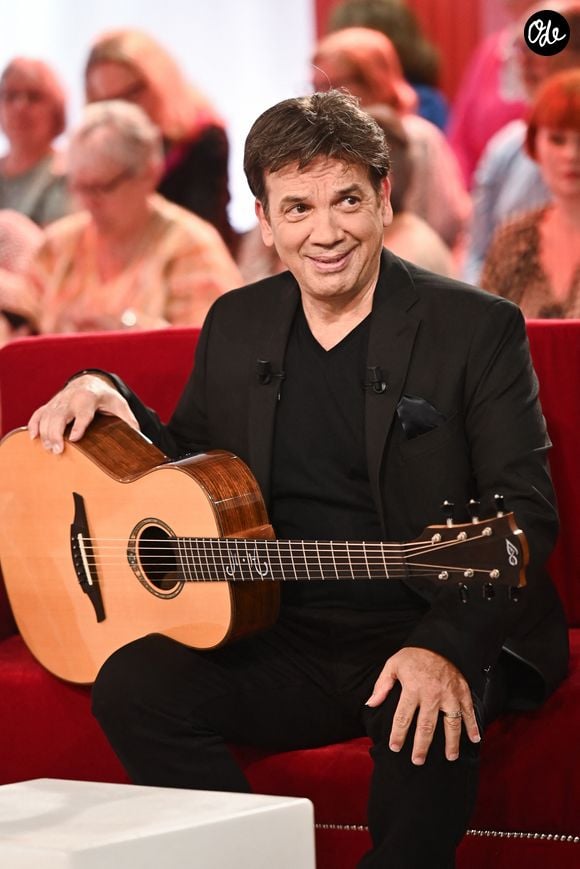 Jean-Félix, notamment nommé aux Victoires de la Musique pour la musique du film Le Passage, a aussi travaillé sur de nombreux projets musicaux et cinématographiques.

Exclusif - Jean-Felix Lalanne - Enregistrement de l'émission Vivement dimanche, diffusée sur France 3 le 17 novembre 2024. © Guillaume Gaffiot / Bestimage