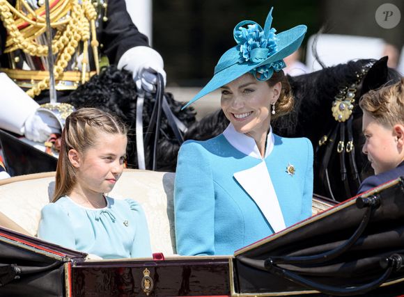 Sa sœur Charlotte ira vraisemblablement au Marlborough College

La princesse Charlotte, la princesse de Galles et le prince George assistent au défilé de l'anniversaire du roi, Trooping the Colour 2025. Photo par Doug Peters/EMPICS/ABACAPRESS.COM