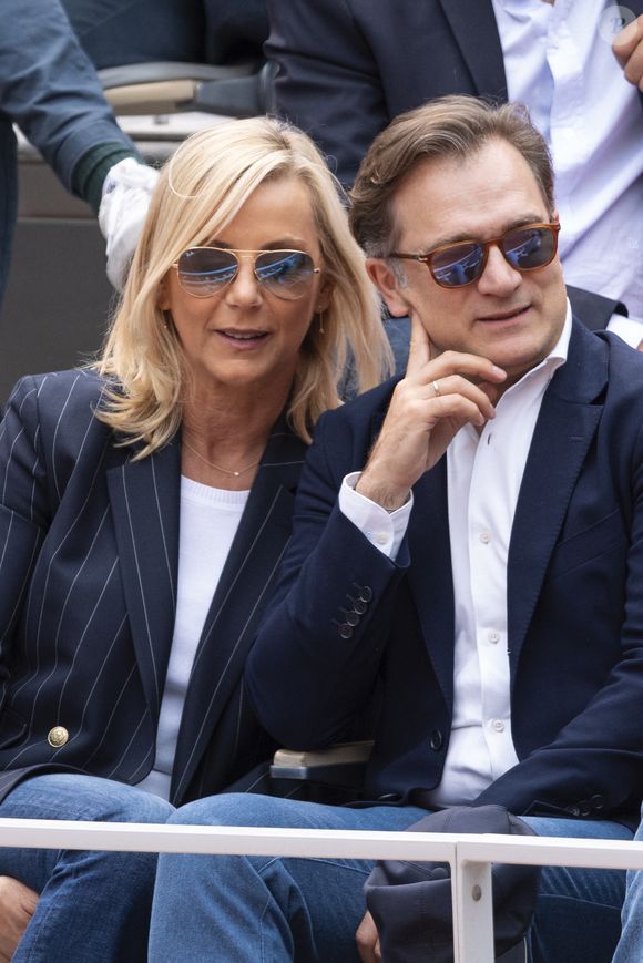 Renaud Capuçon et sa femme Laurence Ferrari en tribunes lors des Internationaux de France de Tennis de Roland Garros 2025, à Paris, France, le 7 juin 2025. © Cyril Moreau/Bestimage
