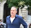 Un drame qui lui rappelle forcément les familles à qui il venait en aide dans Tous ensemble.

Marc-Emmanuel Dufour - Arrivées aux obsèques de Nonce Paolini en l'église Saint-Honoré-d'Eylau, 66 bis, avenue Raymond-Poincaré à Paris, France, le 23 juillet 2024.  

Photo : Agence / Bestimage