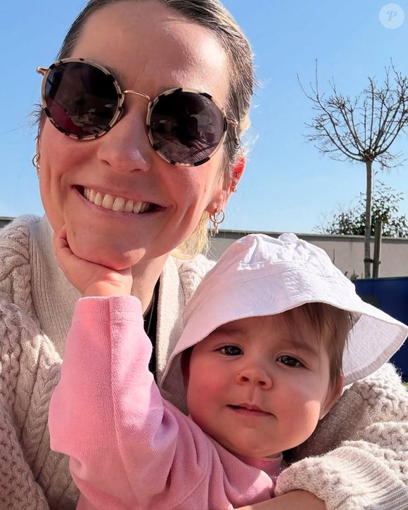 Laure Larrory et sa fille posent le 14 mars 2025 ©Laure Larrory