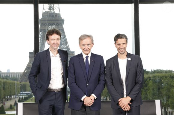 Antoine Arnault, Bernard Arnault, Tony Estenguet - LVMH devient Partenaire Premium des Jeux Olympiques et Paralympiques de Paris 2024 et apportera son excellence créative et ses savoir-faire aux différents temps forts de célébration des Jeux Olympiques et Paralympiques de Paris 2024 au Grand Palais Éphémère à Paris le 24 juillet 2023. © Marc Ausset-Lacroix/Bestimage