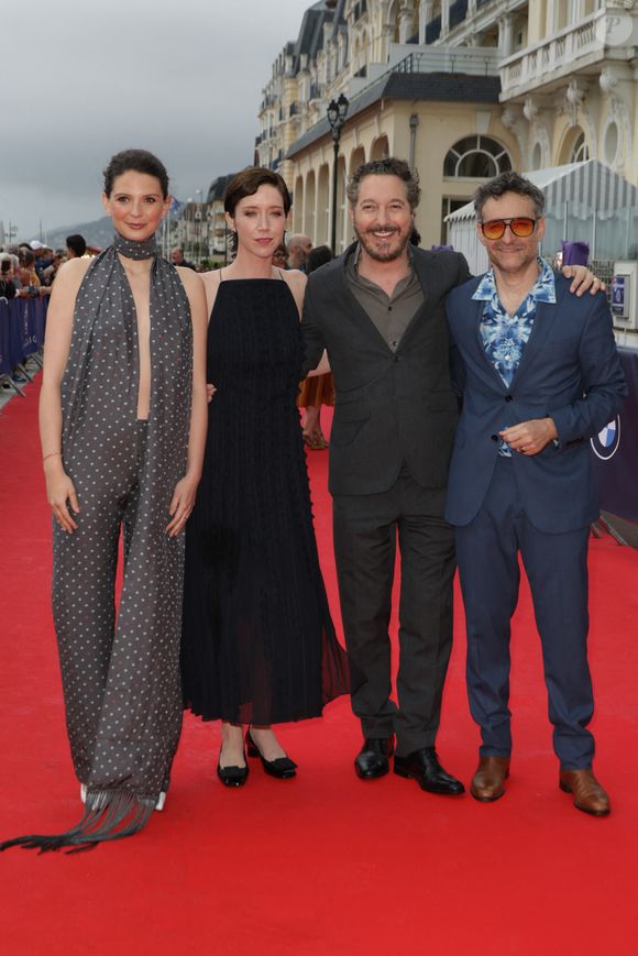 Joséphine Japy, Sara Giraudeau, Guillaume Gallienne et Mathieu Demy - 39ème édition du festival du film romantique de Cabourg le 13 juin 2025.
© Coadic Guirec/ Bestimage